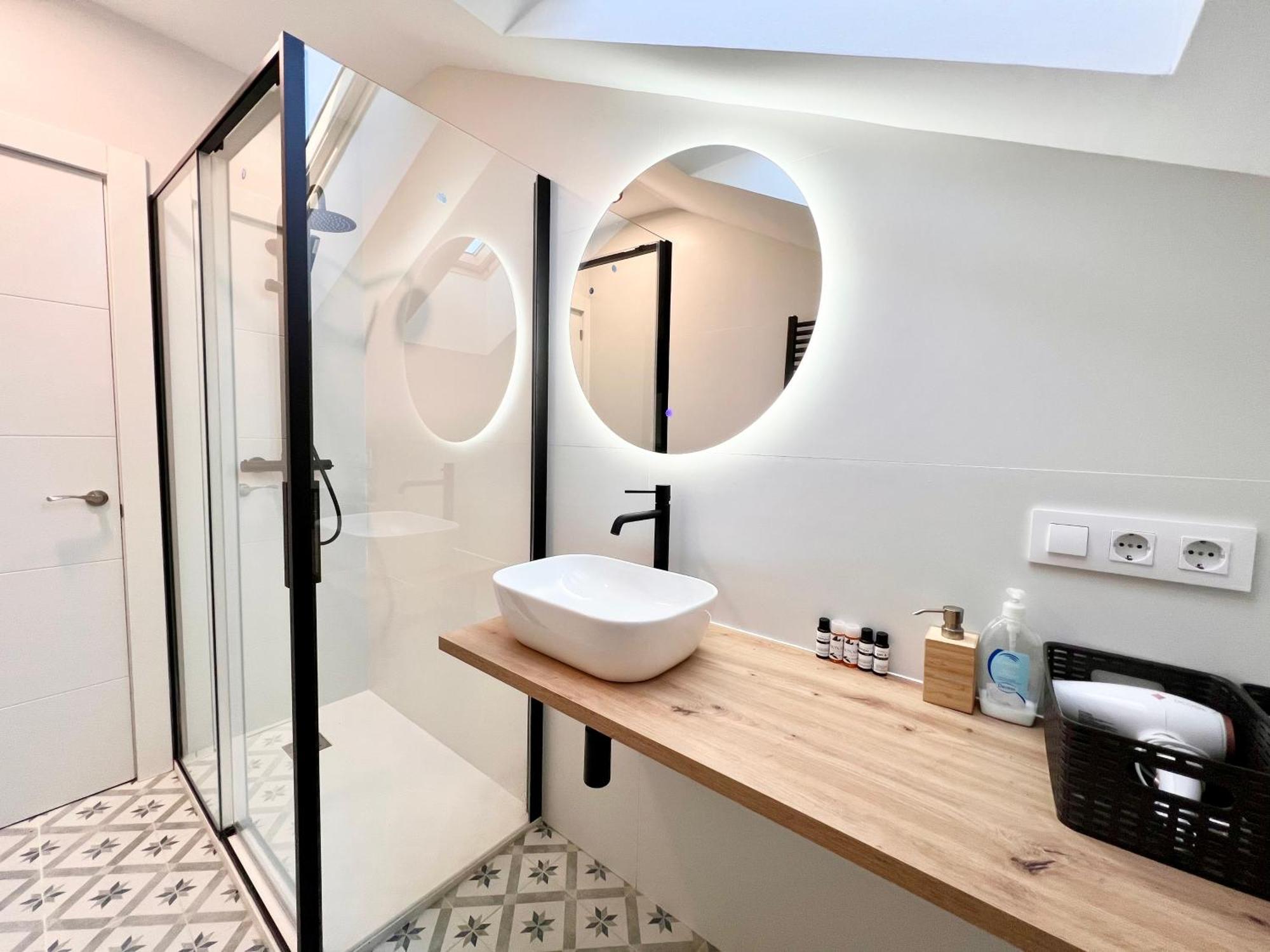 Atico La Canal Apartment *